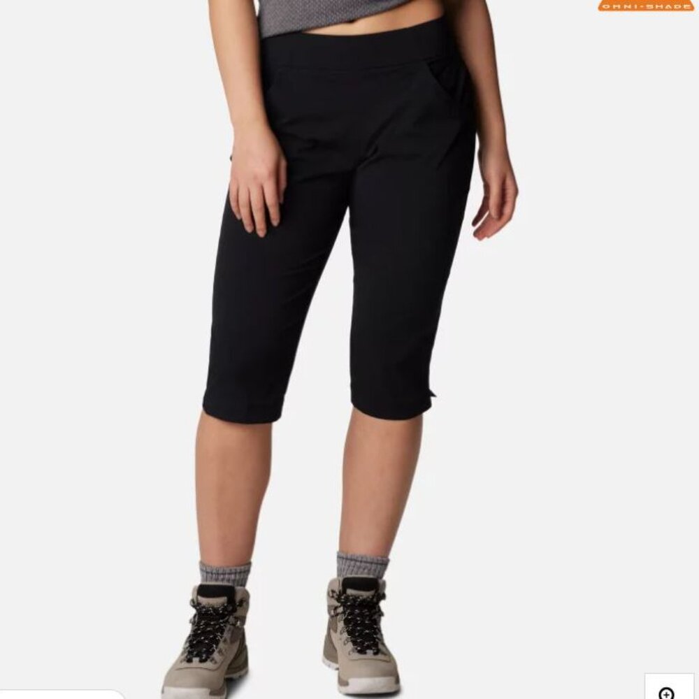Columbia Women’s Anytime Casual Black Capri Pants - Black - M